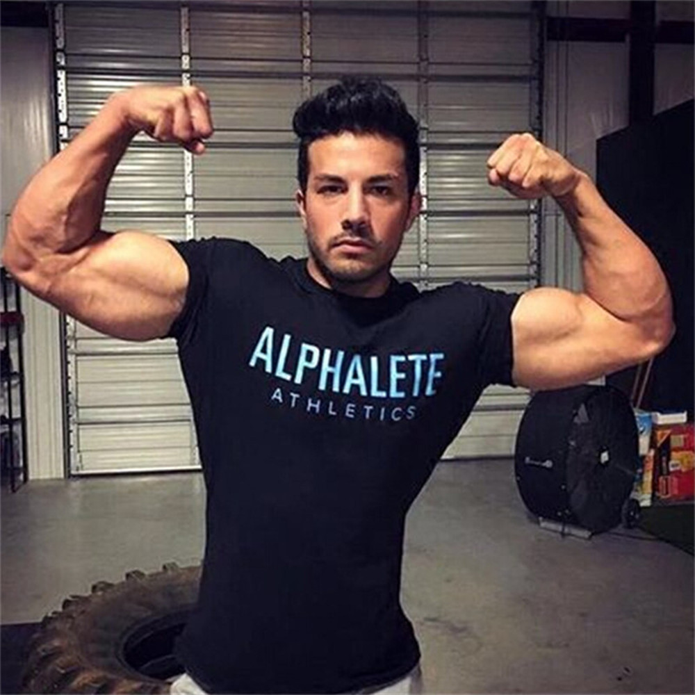 เสื้อยืดรัดรูปแขนสั้นสำหรับผู้ - Crossfit G บทวิจารณ์และราคา